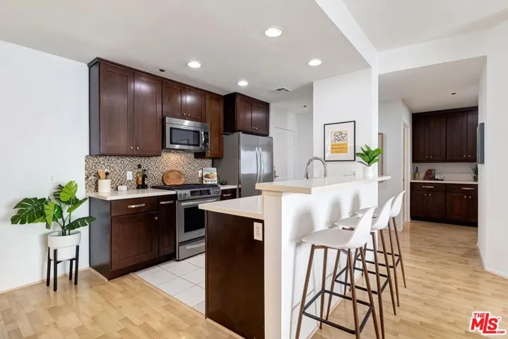 2491 Purdue Avenue 323, Los Angeles, California 90064