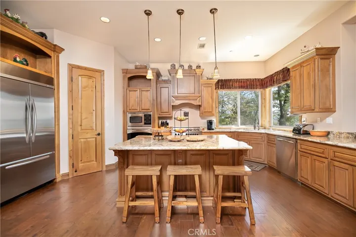 Large Kitchen