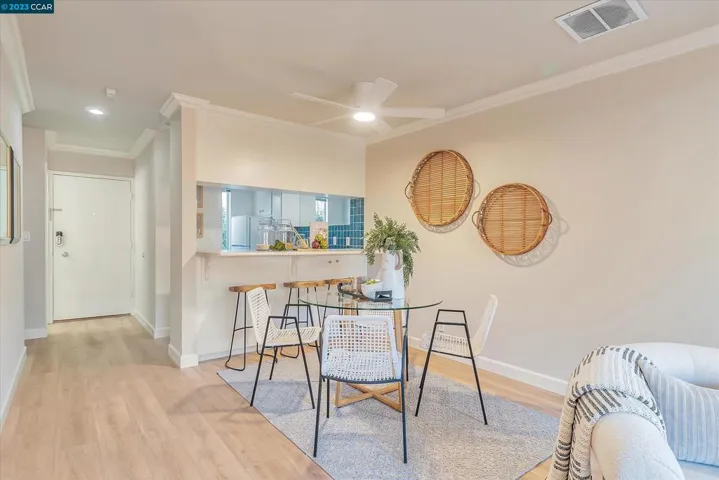 1411 Creekside Dr Unit 5, Walnut Creek, California 94596