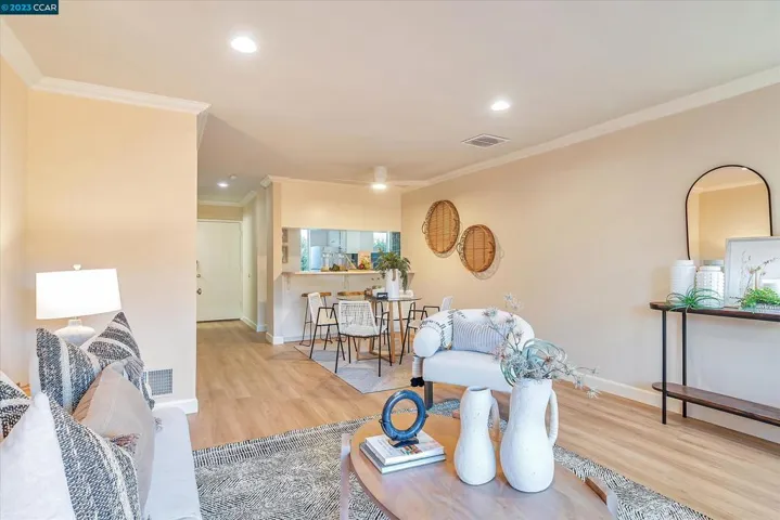 1411 Creekside Dr Unit 5, Walnut Creek, California 94596