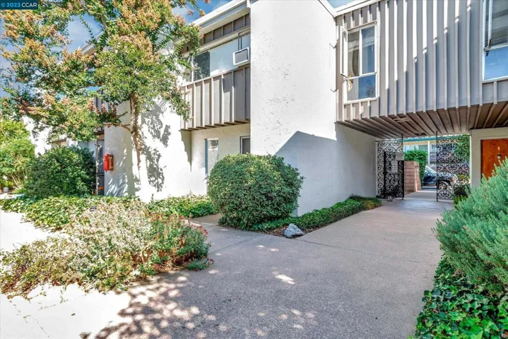 1411 Creekside Dr Unit 5, Walnut Creek, California 94596