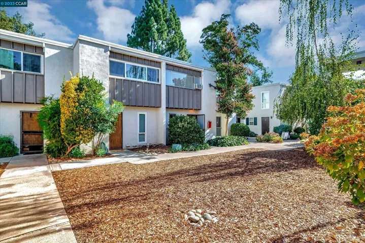 1411 Creekside Dr Unit 5, Walnut Creek, California 94596