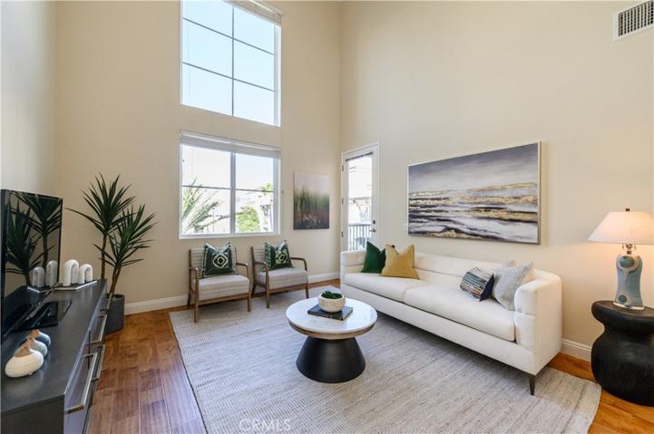 2423 Scholarship, Irvine, California 92612