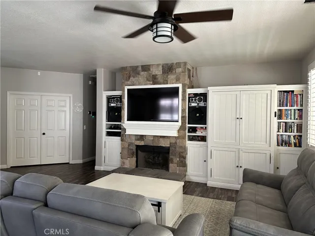 33943 Pinehurst Drive, Yucaipa, California 92399