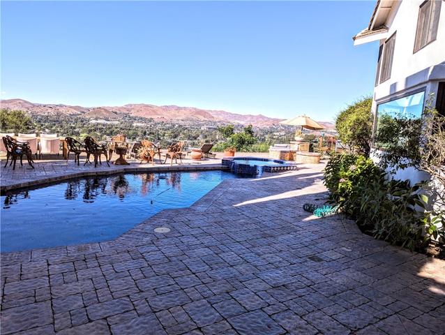 3465 Ridgeford Drive, Westlake Village, California 91361