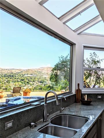 3465 Ridgeford Drive, Westlake Village, California 91361