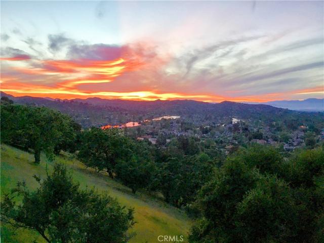 3465 Ridgeford Drive, Westlake Village, California 91361