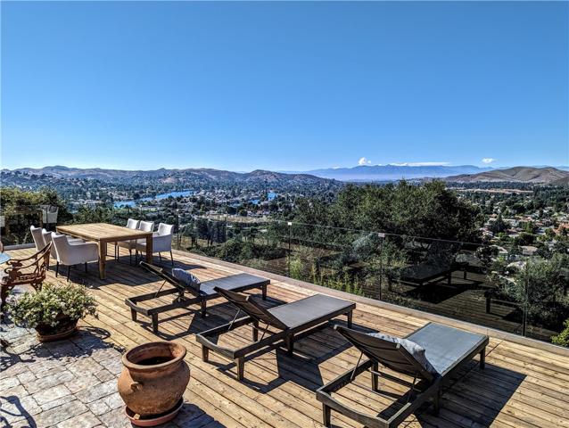 3465 Ridgeford Drive, Westlake Village, California 91361