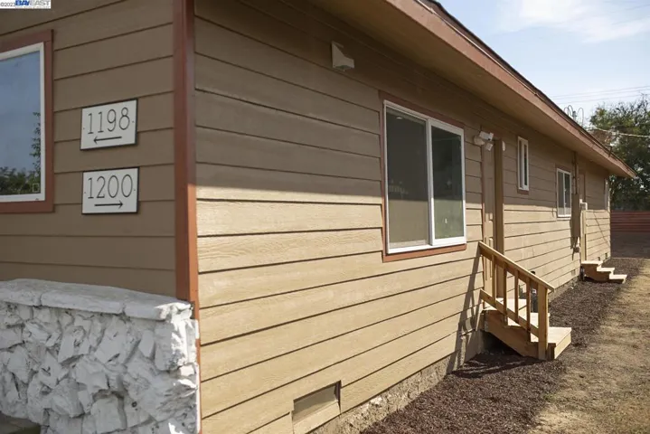 1198 Garden Ave, Modesto, California 95351