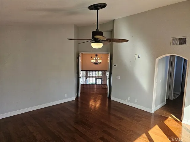 Main Bedroom pic2