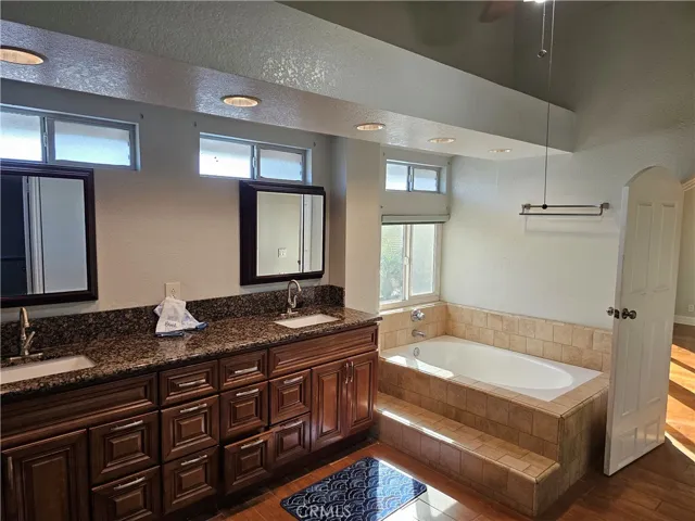 Main bedroom Bath