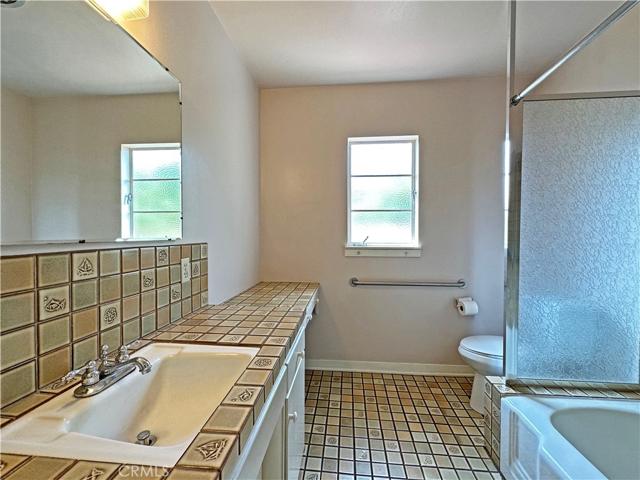 1112 Briarcroft Road, Claremont, California 91711
