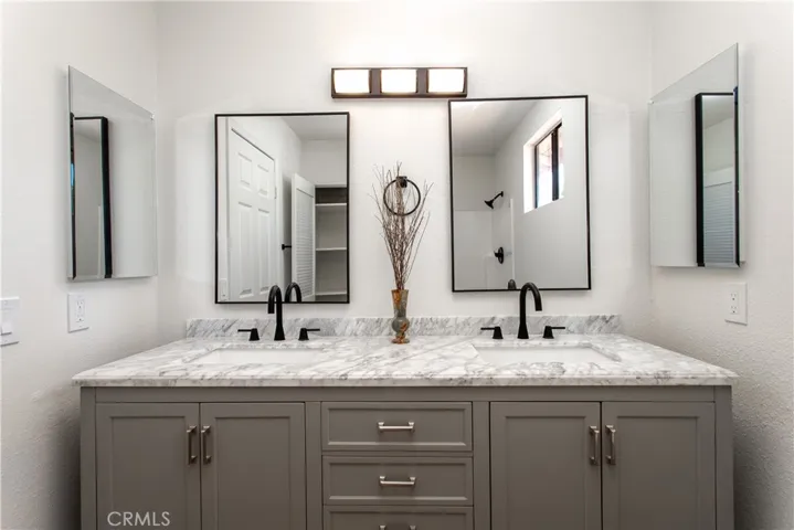 32170 Navajo Trail, Cathedral City, California 92234