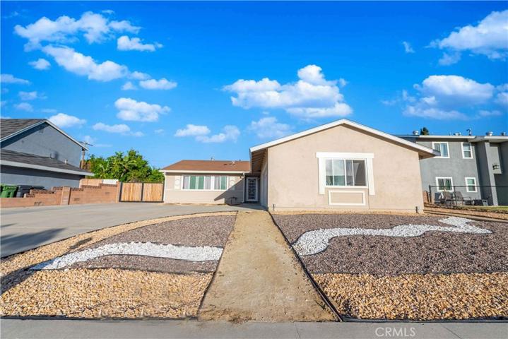 2042 Hercules Court, Simi Valley, California 93065