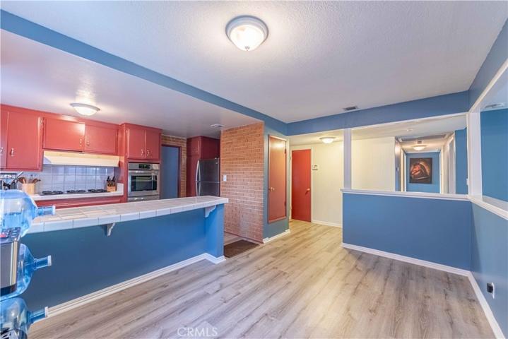2042 Hercules Court, Simi Valley, California 93065