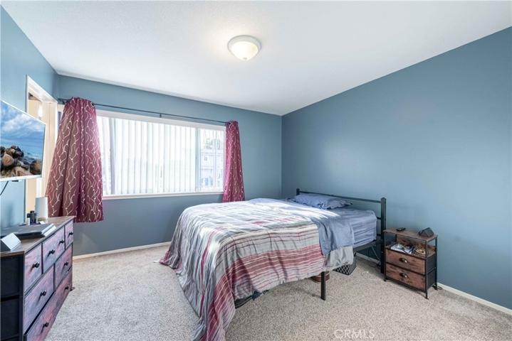 2042 Hercules Court, Simi Valley, California 93065