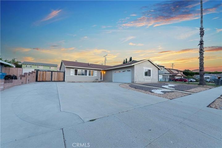 2042 Hercules Court, Simi Valley, California 93065