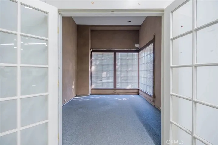 205 N Victory Boulevard, Burbank, California 91502