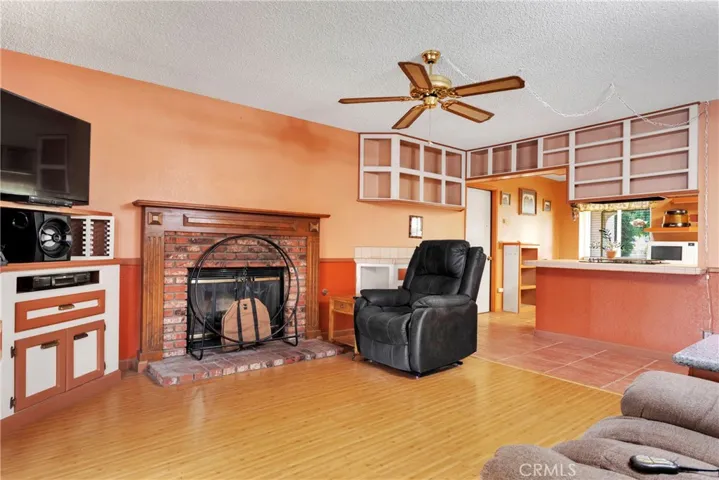 15424 Little Beaver Street, Victorville, California 92395