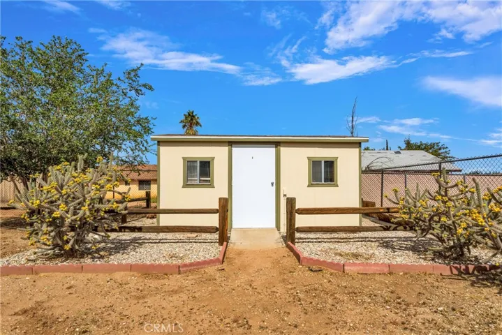 15424 Little Beaver Street, Victorville, California 92395
