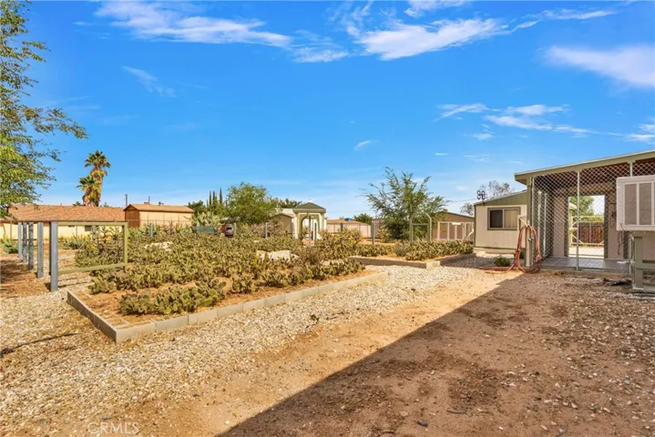 15424 Little Beaver Street, Victorville, California 92395