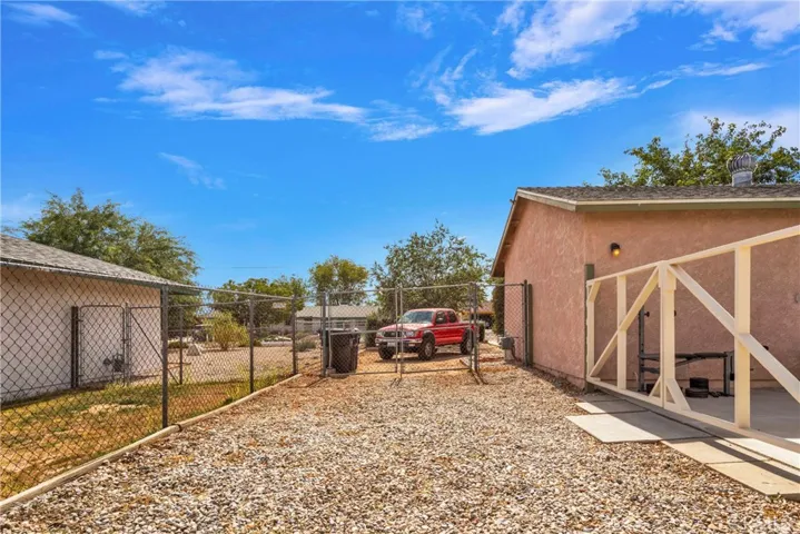 15424 Little Beaver Street, Victorville, California 92395