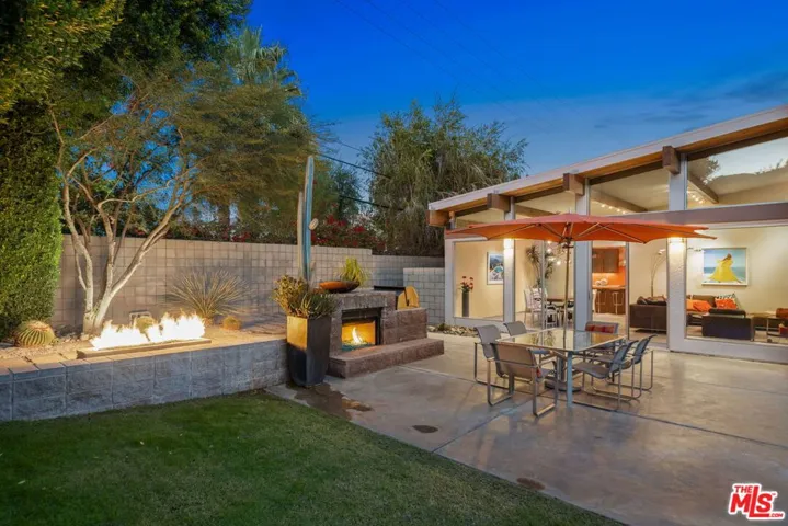 1765 Royal Palm Court, Palm Springs, California 92262