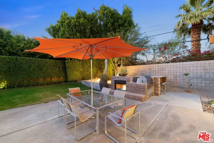 1765 Royal Palm Court, Palm Springs, California 92262