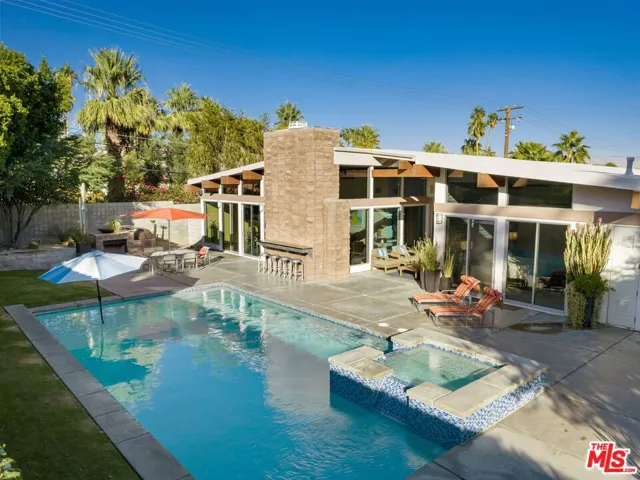 1765 Royal Palm Court, Palm Springs, California 92262
