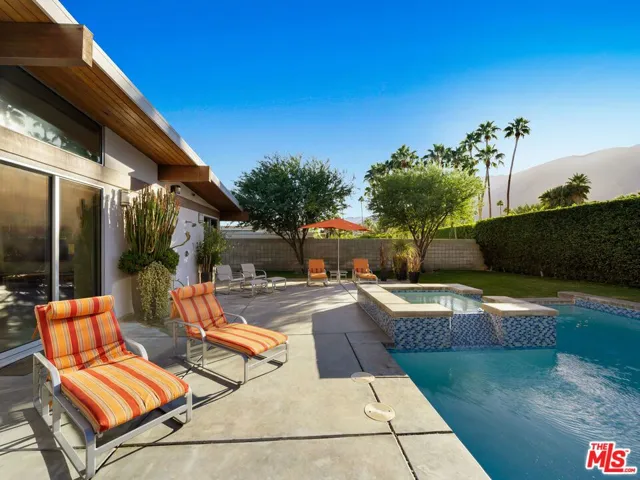 1765 Royal Palm Court, Palm Springs, California 92262