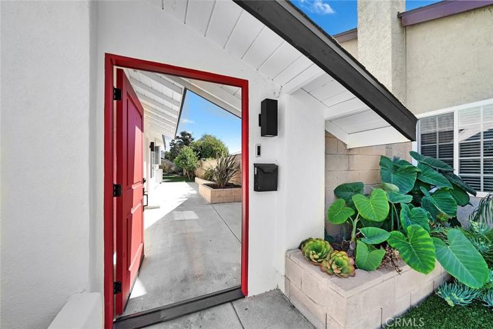 3313 S Towner Street, Santa Ana, California 92707