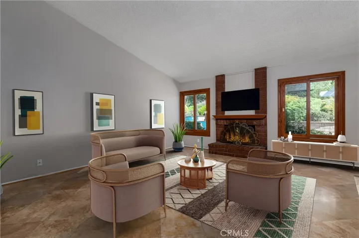 6880 Country Club Drive, La Verne, California 91750