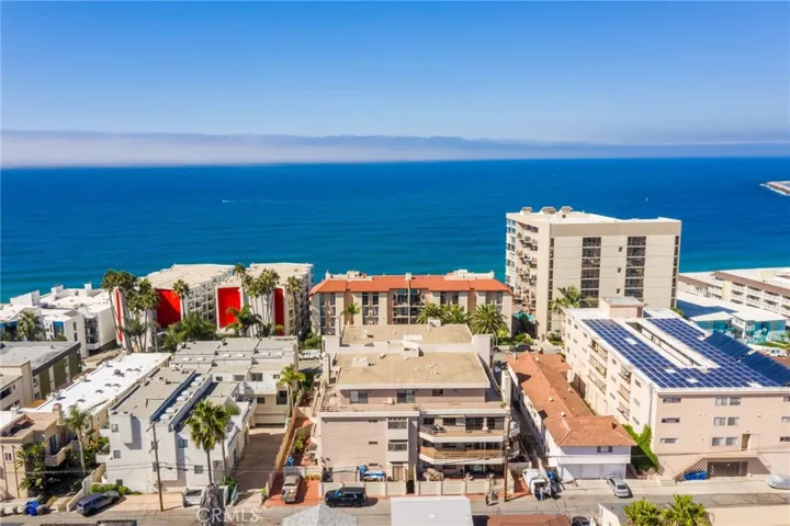 512 Esplanade Unit 103, Redondo Beach, California 90277