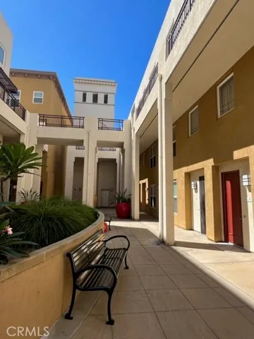 88 E Bay State Street Unit 1F, Alhambra, California 91801