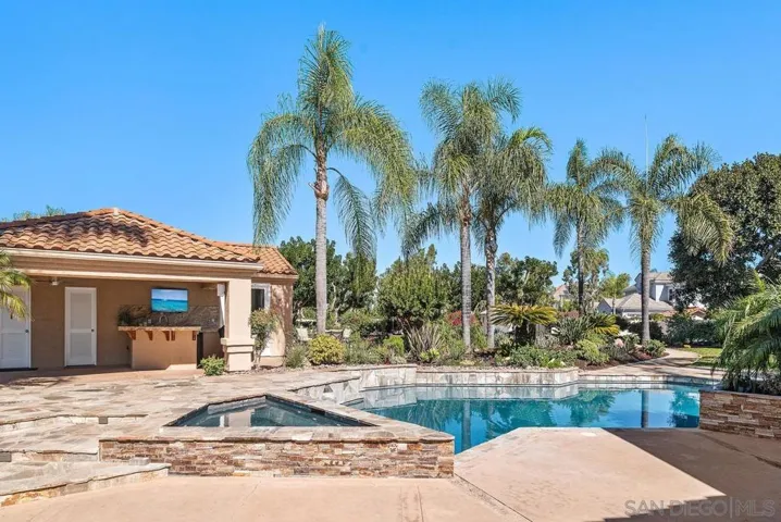 15517 Oakstand Ct, Poway, California 92064