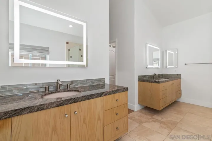 15517 Oakstand Ct, Poway, California 92064