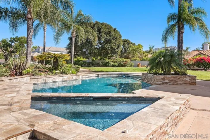 15517 Oakstand Ct, Poway, California 92064