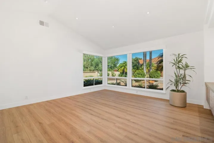 15517 Oakstand Ct, Poway, California 92064