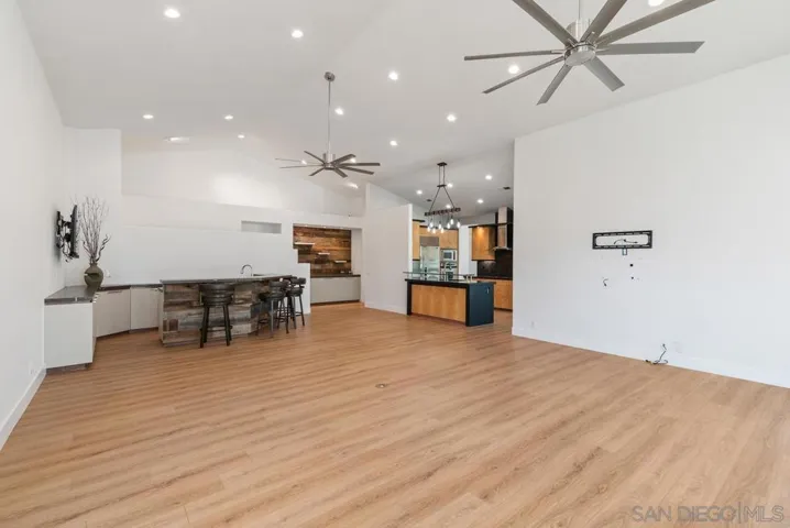 15517 Oakstand Ct, Poway, California 92064