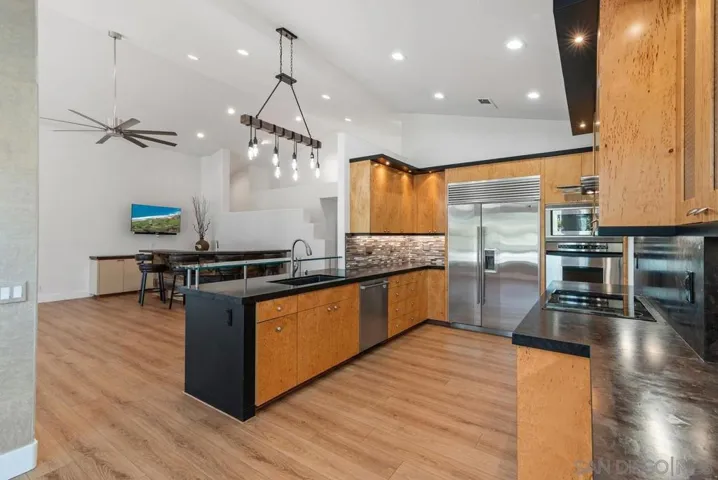15517 Oakstand Ct, Poway, California 92064