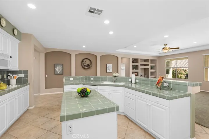 28725 Raintree Drive, Menifee, California 92584
