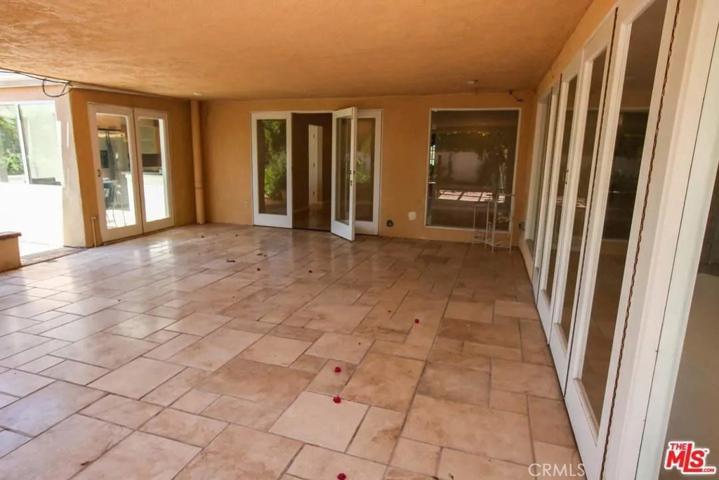 3543 Stone Canyon Avenue, Sherman Oaks, California 91403