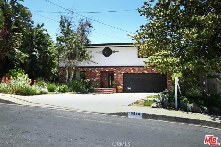 3543 Stone Canyon Avenue, Sherman Oaks, California 91403