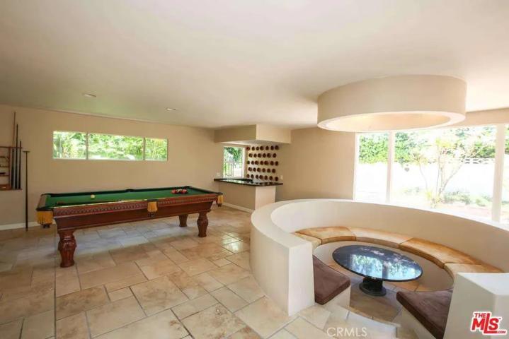 3543 Stone Canyon Avenue, Sherman Oaks, California 91403