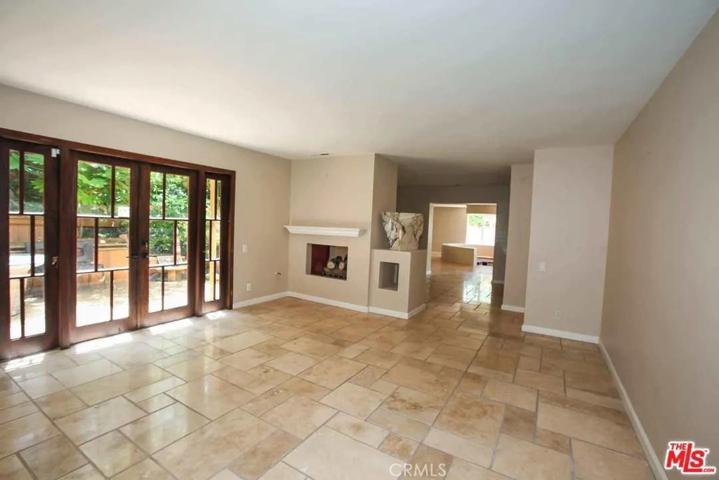 3543 Stone Canyon Avenue, Sherman Oaks, California 91403