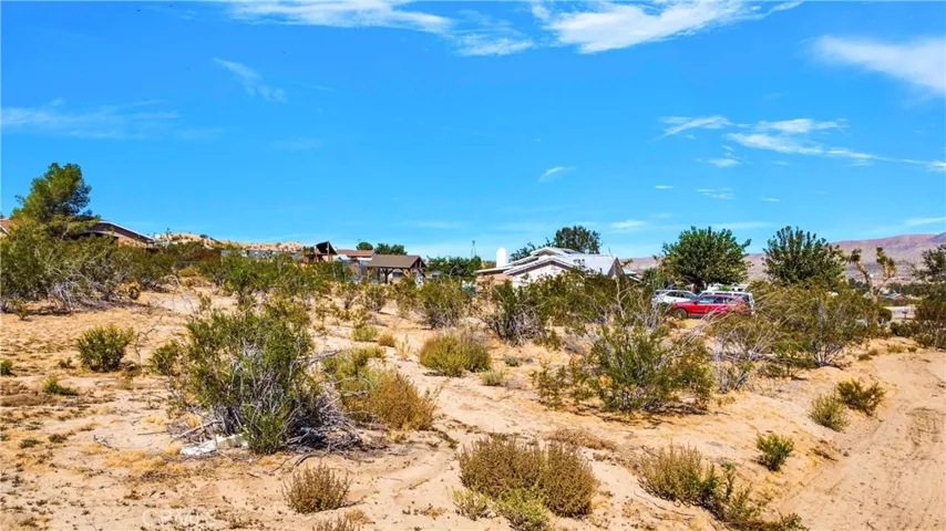 0 Vasquez Ave, Victorville, California 92394