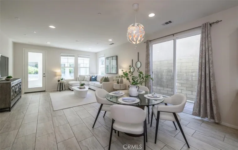 142 Violet Bloom, Irvine, California 92618
