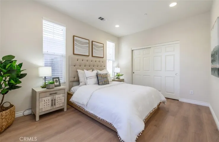 142 Violet Bloom, Irvine, California 92618