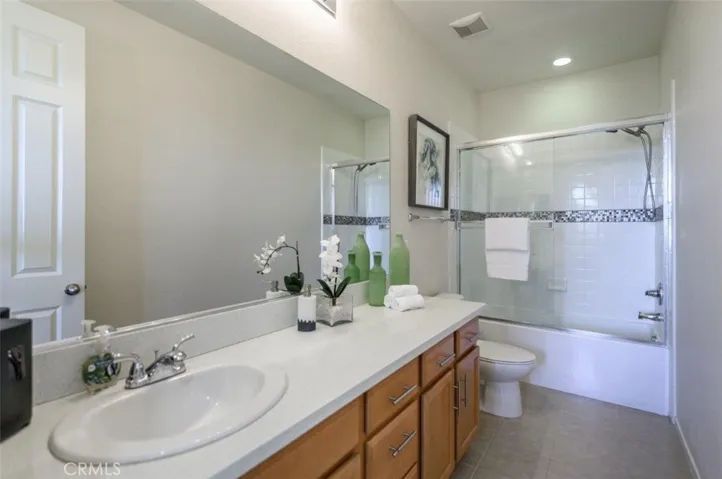142 Violet Bloom, Irvine, California 92618