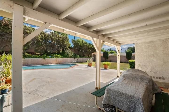 730 Butternut Lane, Corona, California 92882